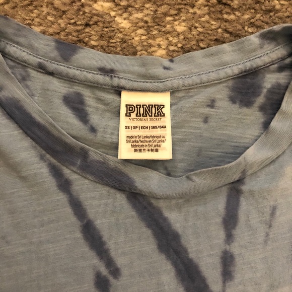 Bundle 3/$15 - VS Pink Campus Tee - Picture 4 of 7